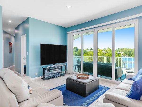 Marathon Vacation Home Canal Views Five Bedroom