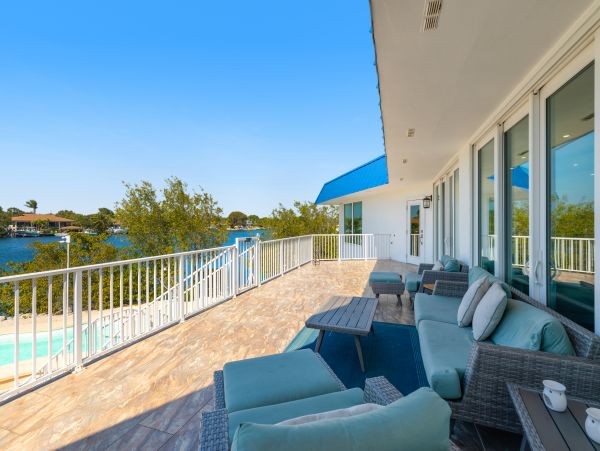 Marathon Vacation Home Canal Views Five Bedroom