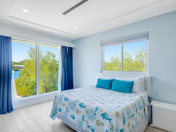 Marathon Vacation Home Canal Views Five Bedroom