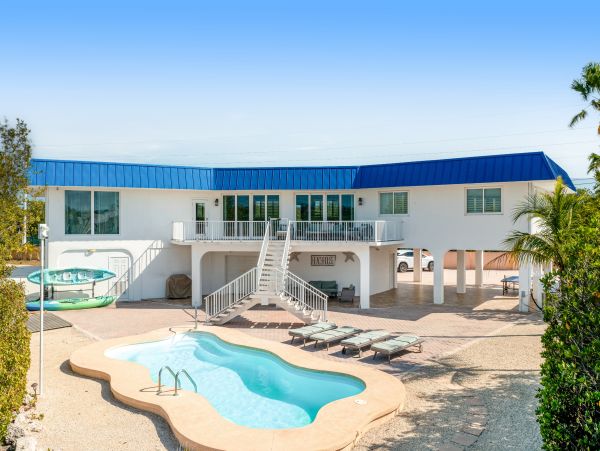 Marathon Vacation Home Canal Views Five Bedroom