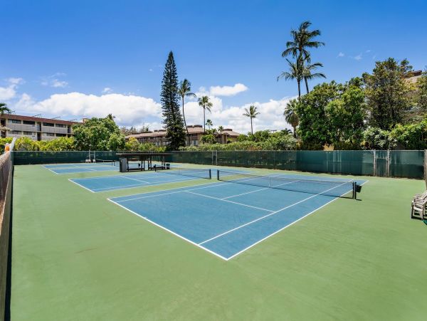 Spacious 3-Bedroom Ocean View Condo - Steps from Kamaole III Beach