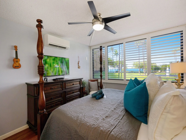Spacious 3-Bedroom Ocean View Condo - Steps from Kamaole III Beach