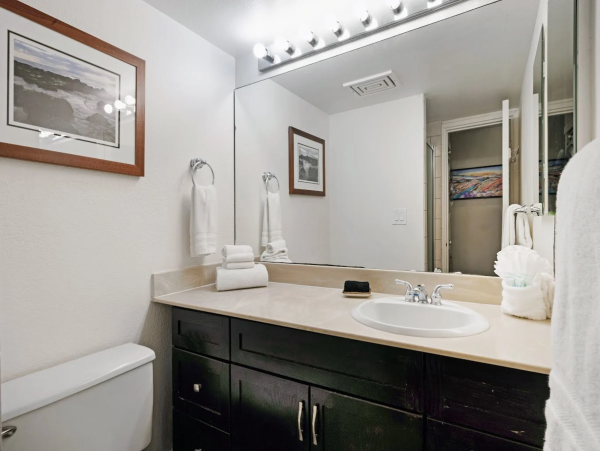Charming Condo Steps from the Beach in South Kihei