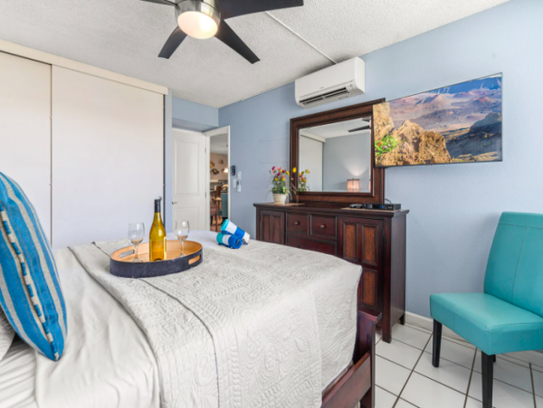 Charming 2-Bedroom Confo Steps from Kamaole Beach Park III