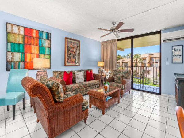 Charming 2-Bedroom Confo Steps from Kamaole Beach Park III