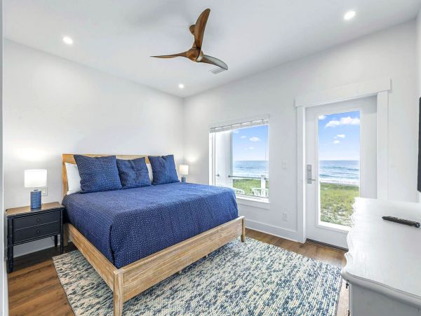 Beach Front Navarre Beach Vacation Home Four Bedroom