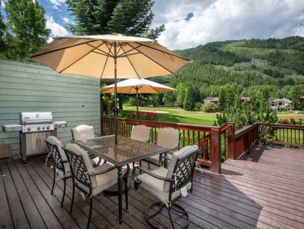 Vail Vacation Duplex Four Bedroom Walk to Ski Area