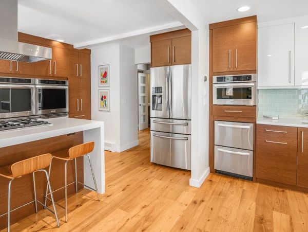 Avon Vacation Home with Four Badrooms