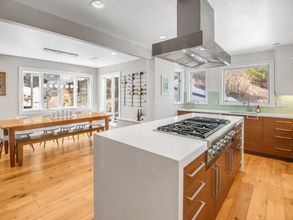 Avon Vacation Home with Four Badrooms