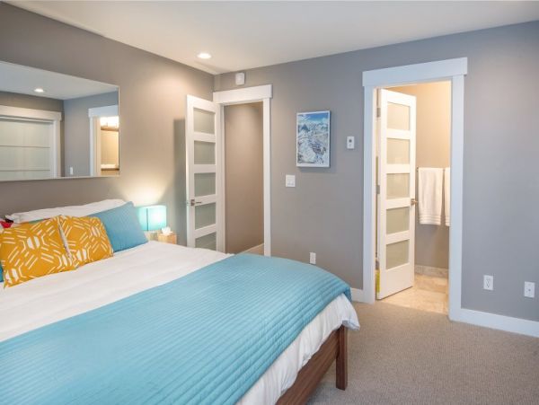 Avon Vacation Home with Four Badrooms