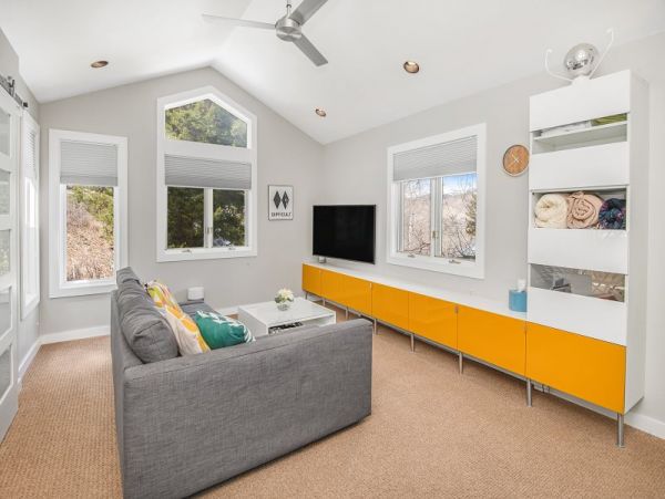 Avon Vacation Home with Four Badrooms