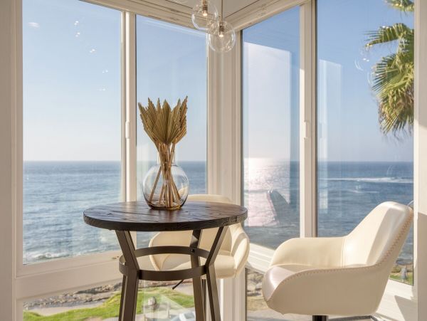 La Jolla Vacation Home Two Bedroom Walk to Beach