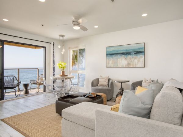 La Jolla Vacation Home Two Bedroom Walk to Beach