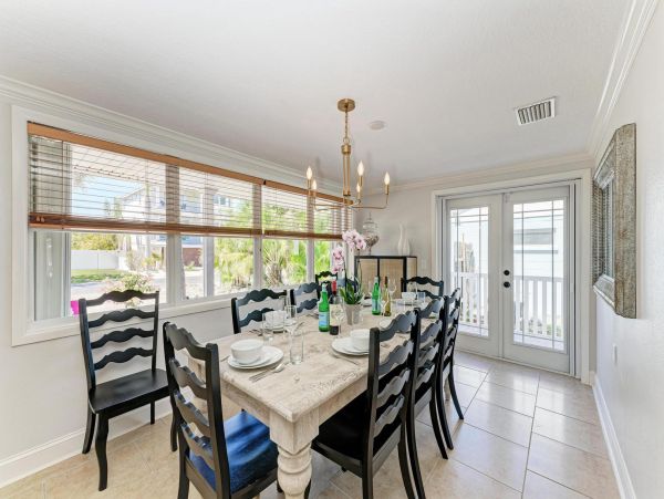 Bradenton Beach Vacation Home Four Bedroom Walk to Beach
