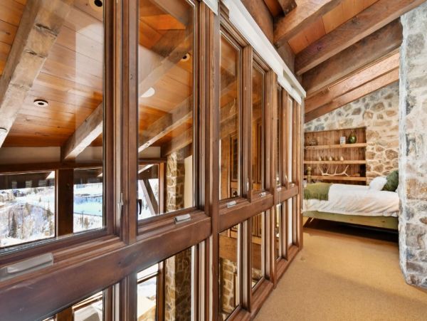Park City Vacation Home Nine Bedroom Ski in - Ski out