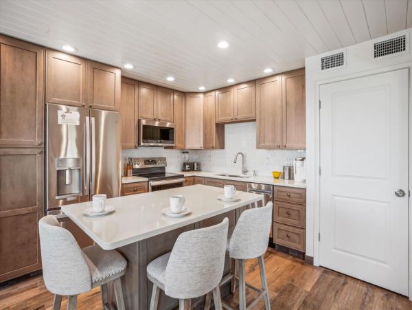 Beach Vacation Home in Redington Shores 2 Bedroom