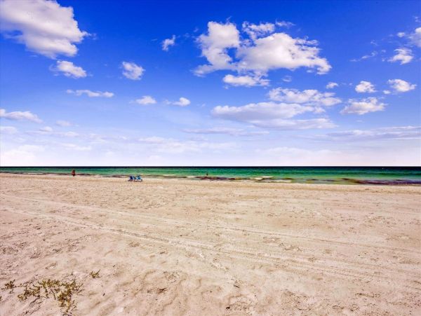 Beach Vacation Home in Redington Shores 2 Bedroom