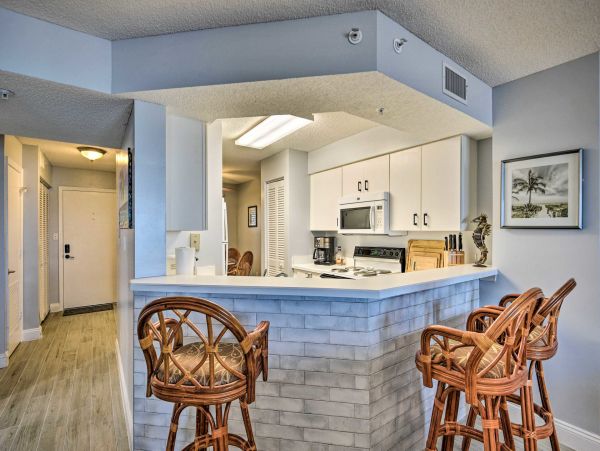 Oceanfront Two Bedroom Vacation Rental in Ormond Beach