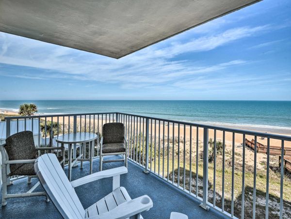 Oceanfront Two Bedroom Vacation Rental in Ormond Beach
