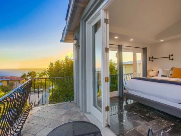 La Jolla Vacation Home Sleeps Ten Guests Ocean Views