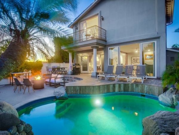 La Jolla Vacation Home Sleeps Ten Guests Ocean Views