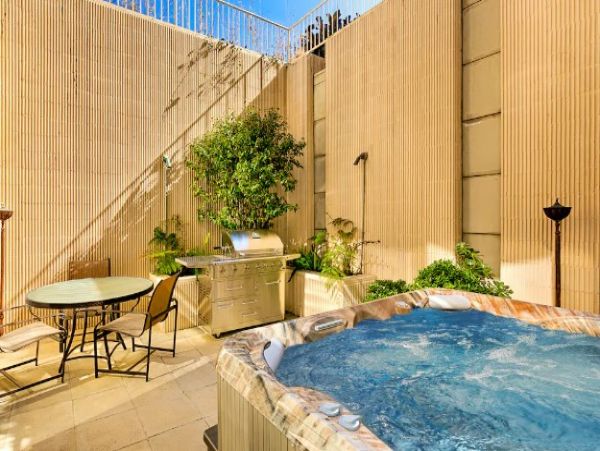 La Jolla Luxury Vacation Home with Three Bedrooms