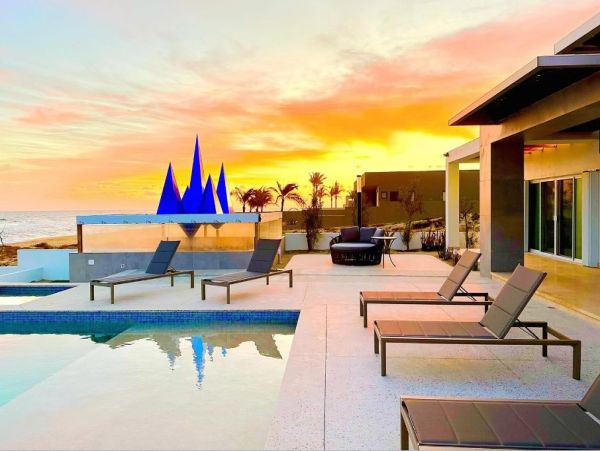 Luxury Beachfront 5 Bedroom Villa in Los Cabos
