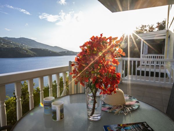 Spacious 4 Bedroom Vacation Rental with Amazing Views