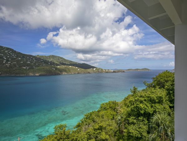 Spacious 4 Bedroom Vacation Rental with Amazing Views