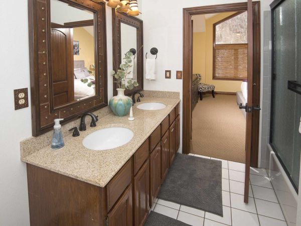 Value Vail Rental home on Shuttle