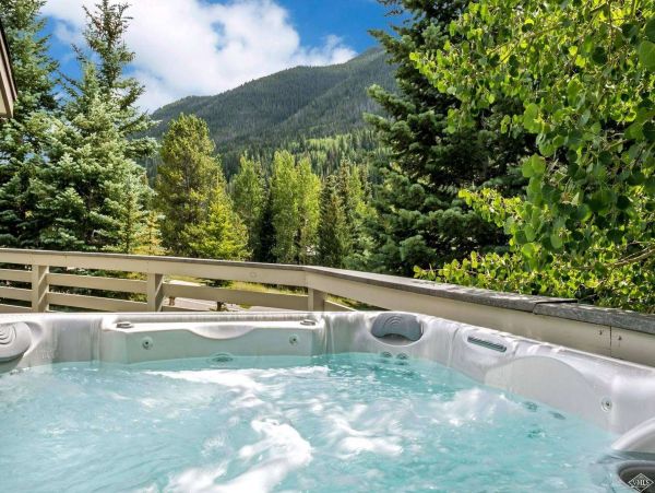 Value Vail Rental home on Shuttle