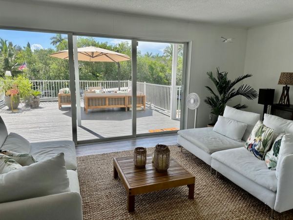 Only One Block to Beach Three Bedroom Vacation Home with Pool