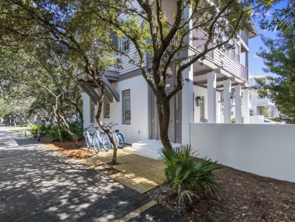 Inlet Beach Vacation Home Four Bedroom Walk to Beach