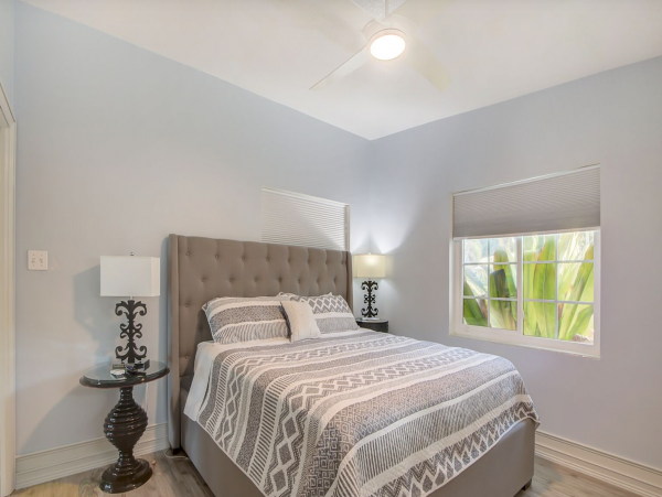 Waterfront Indian rocks Beach rental half mile to beach
