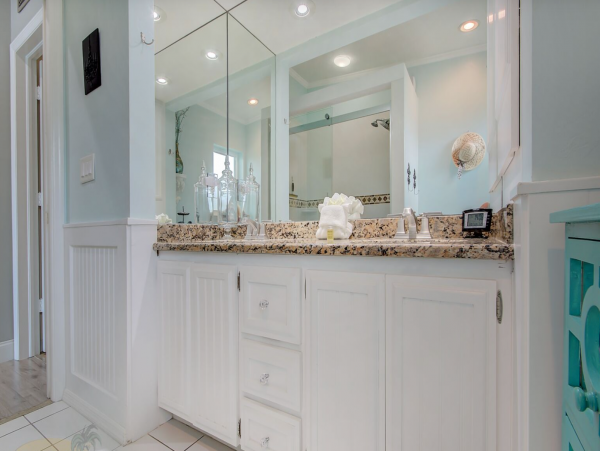 Waterfront Indian rocks Beach rental half mile to beach