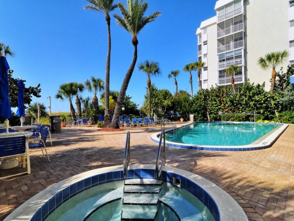 Siesta Key Lovely 3 Bedroom Vacation Rental