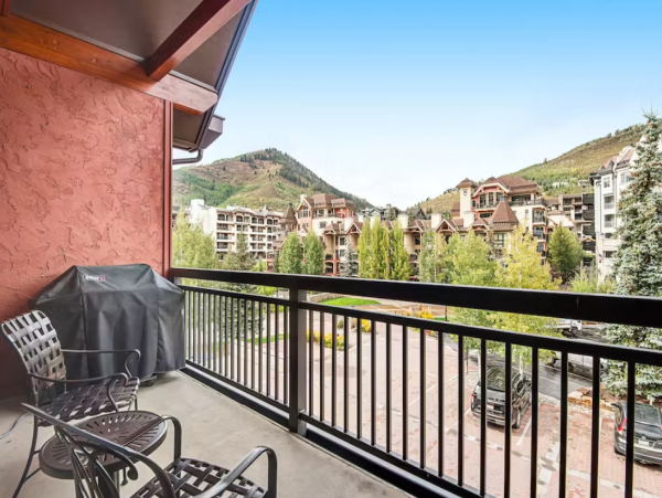 Vail Vacation Condo Ski in Ski out 1 Bedroom Plus Loft