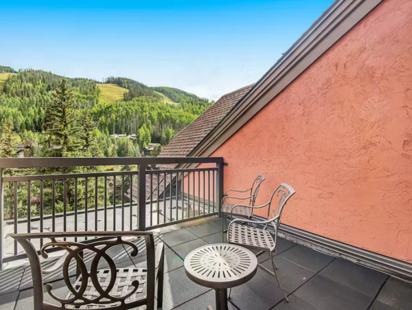 Vail Vacation Condo Ski in Ski out 1 Bedroom Plus Loft