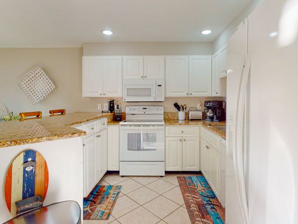 Near the Beach One Bedroom Vacation Rental Condo in Longboat Key.