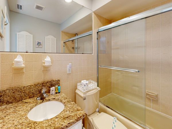 Near the Beach One Bedroom Vacation Rental Condo in Longboat Key.