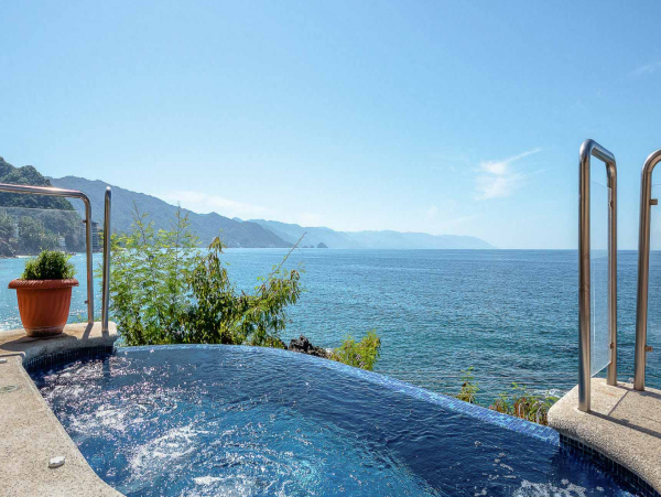 Puerto Vallarta Oceanfront 4 Bedroom Vacation Rental