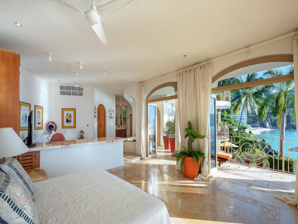 Puerto Vallarta Oceanfront 4 Bedroom Vacation Rental