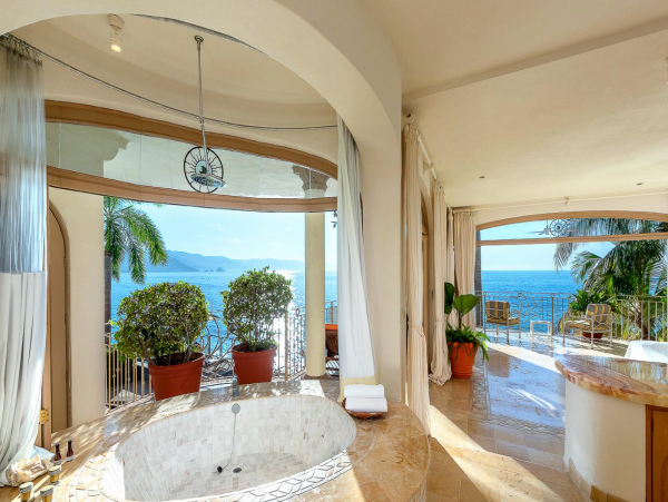 Puerto Vallarta Oceanfront 4 Bedroom Vacation Rental