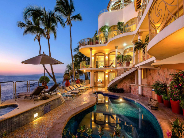Puerto Vallarta Oceanfront 4 Bedroom Vacation Rental