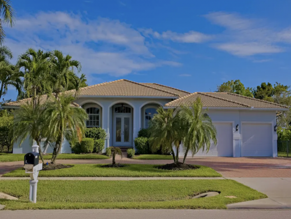 Marco Island Luxury Pool Vacation Home