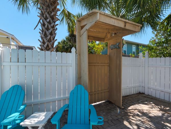 Your Pathway Leads you to the Beach 100 Yards Away!