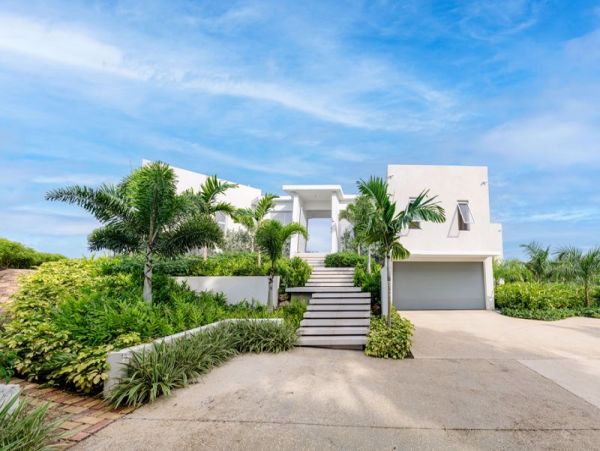 Barbados Vacation Home Four Bedroom Walk to Beach