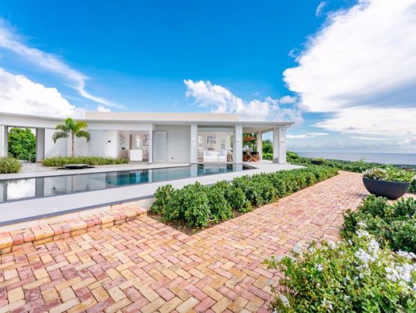 Barbados Vacation Home Four Bedroom Walk to Beach