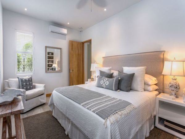 Barbados Vacation Home Four Bedroom Walk to Beach