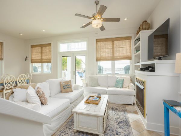 Pensacola Vacation Home Three Bedroom Walk to Beach